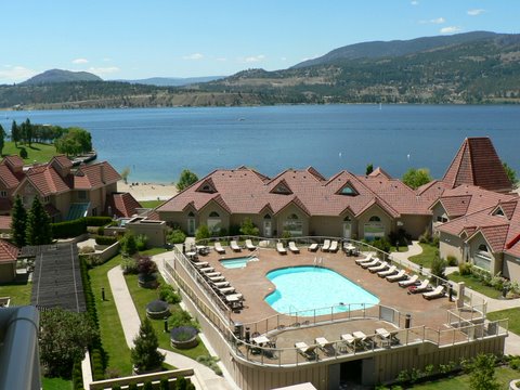 Resort Photos - SWR - View of Pool & Beach - Kelowna Resort Accomodations