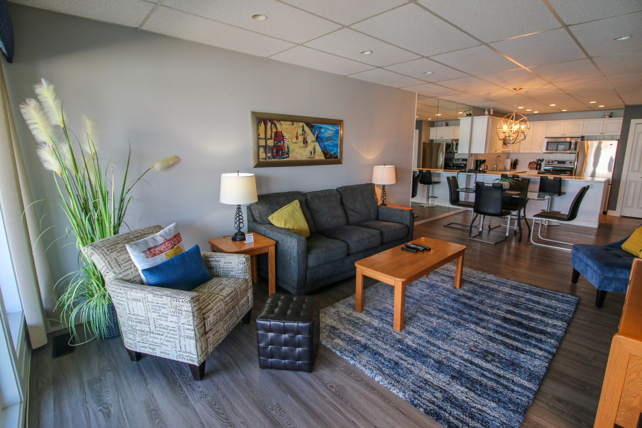 CL101Dining room from patio Kelowna Resort