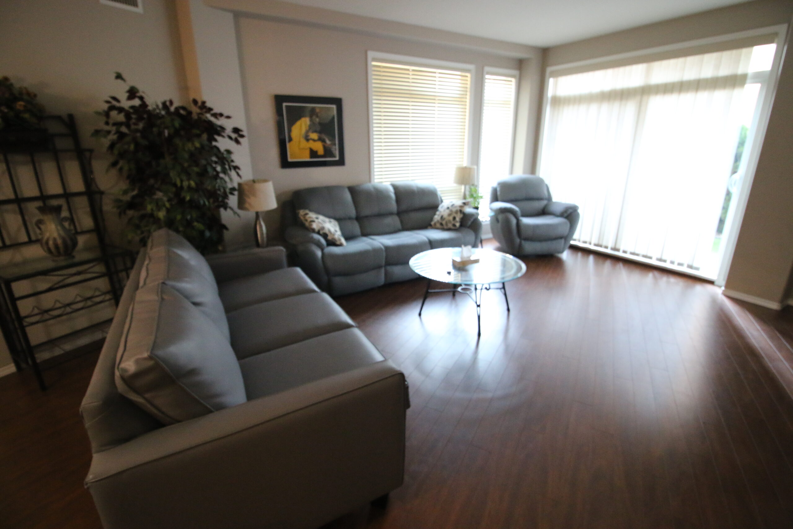 DB136 Living room Kelowna Resort